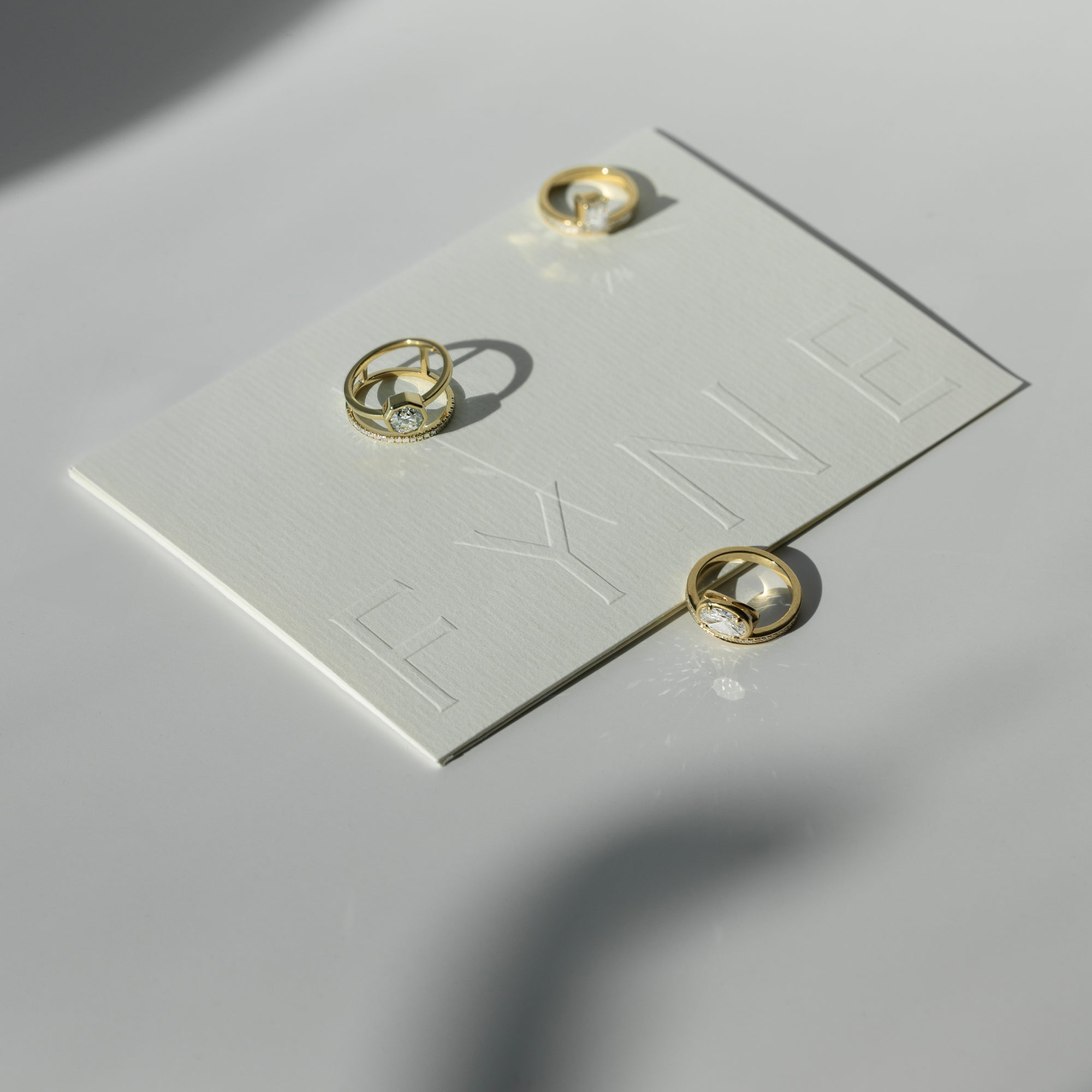 Lab Grown Diamonds vs Natural Diamonds: Cost Comparison (Price Guide)