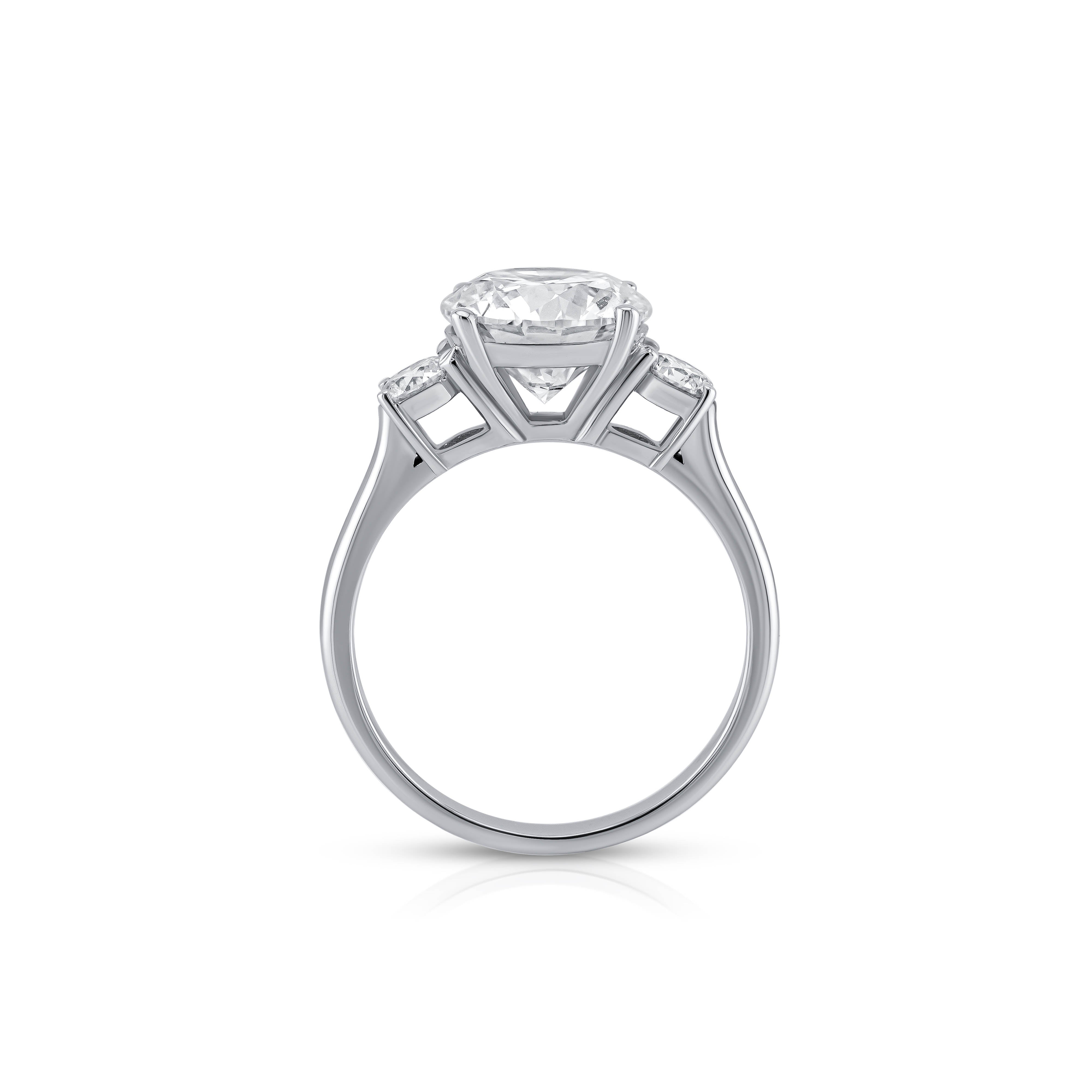 Julia Engagement Ring - Round Brilliant Trilogy Ring