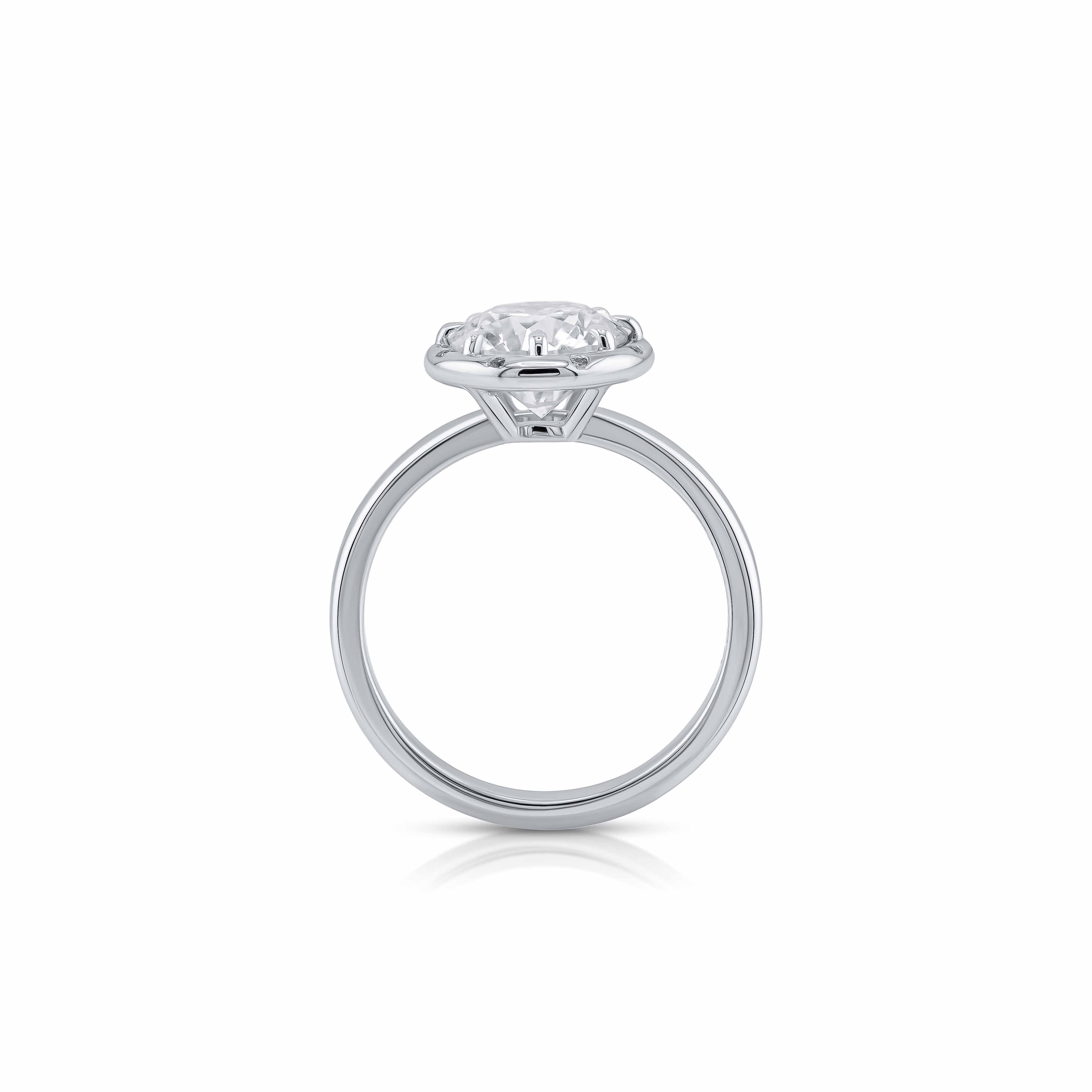 Eve Bezel Diamond Halo Ring