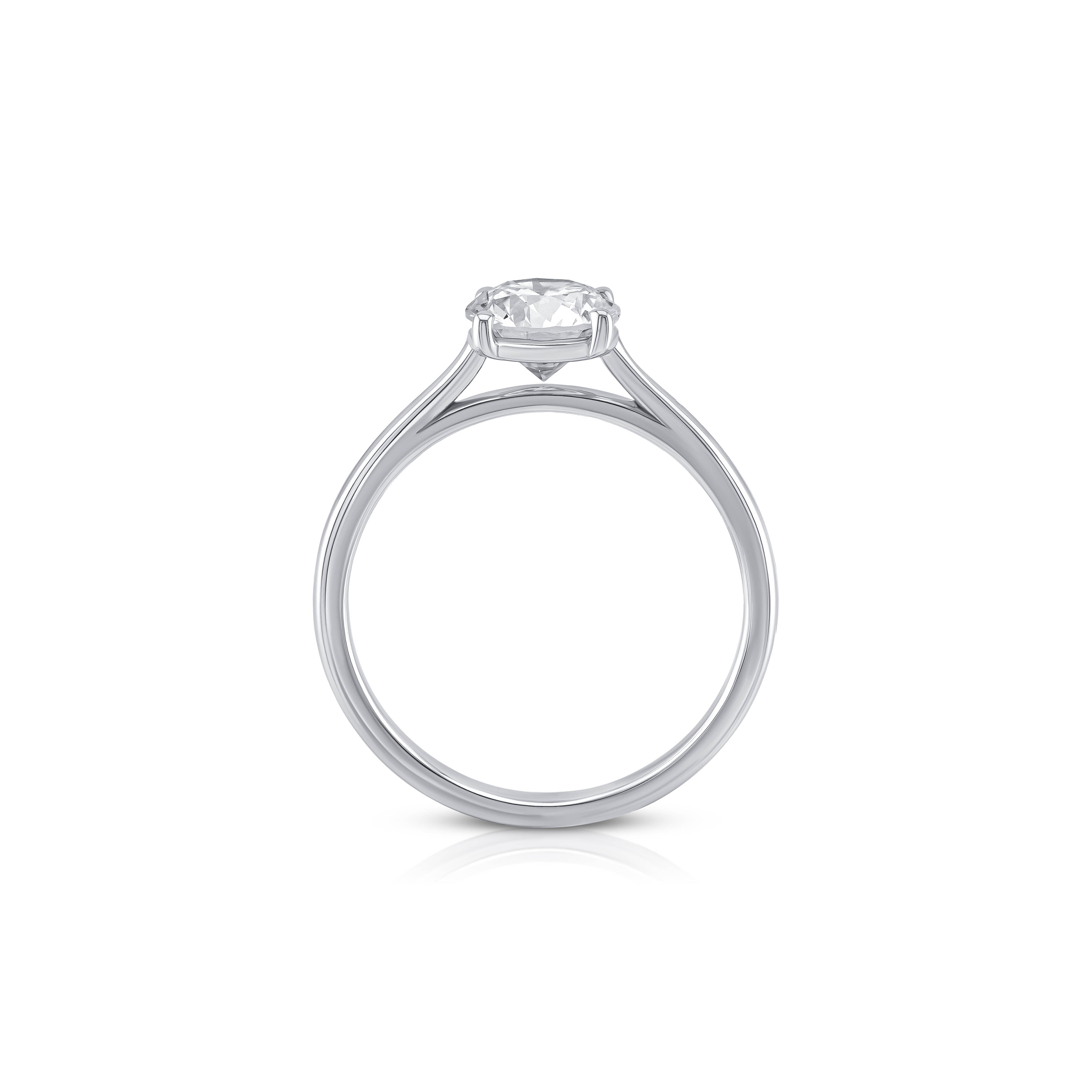 Round Brilliant Solitaire Engagement Ring