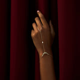 Pleated Vera Diamond Hand Chain
